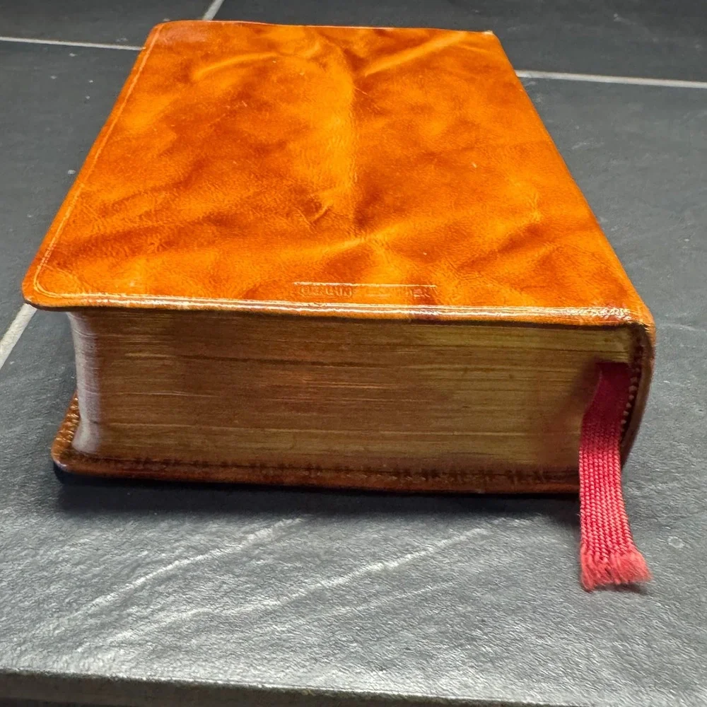 Vintage 1961 Saint Joseph Continuous Sunday Missal‎ Catholic Book Publishing Co